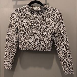 H&M Divided Size S Black & White Cropped Mock Turtleneck Top